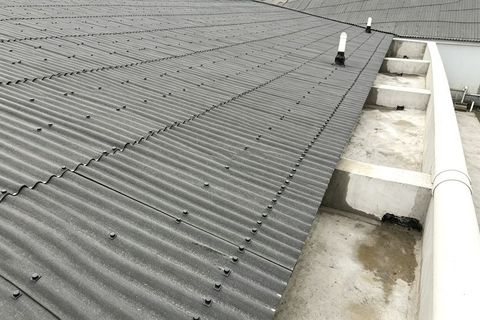 Colorful Waterproof Roof Nail Caps and Fastening Screws Set